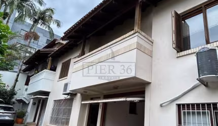 Casa em condomínio fechado com 3 quartos à venda na Rua Doutor Dias de Carvalho, 53, Tristeza, Porto Alegre por R$ 780.000