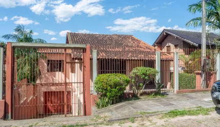 Casa com 3 quartos à venda na Rua Jair de Moura Calixto, 40, Ipanema, Porto Alegre por R$ 565.000