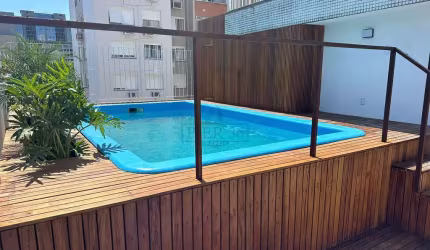 Cobertura com 3 quartos à venda na Rua Mucio Teixeira, 585, Menino Deus, Porto Alegre por R$ 1.100.000