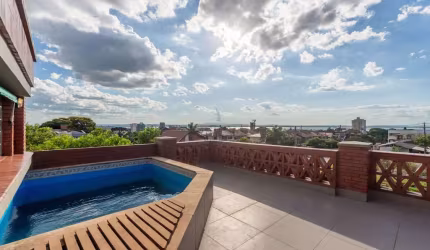 Casa em condomínio fechado com 3 quartos à venda na Avenida Jacuí, 978, Cristal, Porto Alegre por R$ 899.000