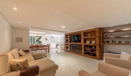 Casa em condomínio fechado com 3 quartos à venda na Avenida Coronel Marcos, 550, Pedra Redonda, Porto Alegre por R$ 980.000