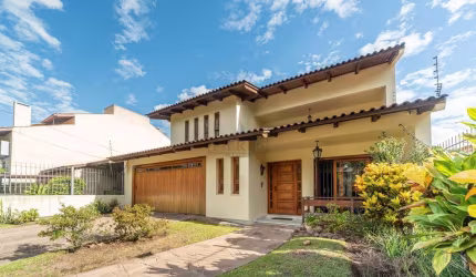 Casa com 5 quartos à venda na Avenida Pereira Passos, 239, Vila Assunção, Porto Alegre por R$ 2.320.000