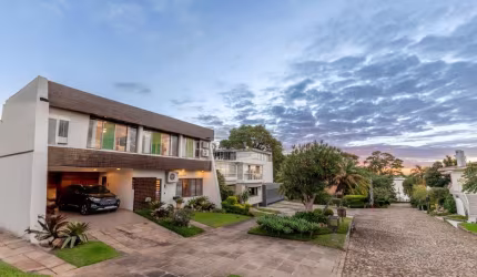 Casa em condomínio fechado com 3 quartos à venda na Rua Sinke, 236, Santa Tereza, Porto Alegre por R$ 1.450.000