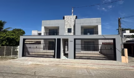 LINDO APARTAMENTO A VENDA NO ITACOLOMI EM BALNEÁRIO PIÇARRAS- SC