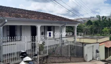 Casa com 2 dormitórios à venda, 69 m² por R$ 250.000,00 - Parque Rinaldo - Varginha/MG