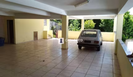 Casa com 3 dormitórios à venda, 288 m² por R$ 990.000 -  Vale dos Ipês - Varginha/MG