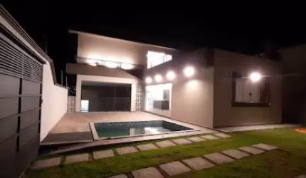 Casa com 3 dormitórios à venda, 272 m² por R$ 1.300.000,00 - Porto Real - Varginha/MG