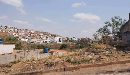 Terreno à venda, 324 m² por R$ 85.000,00 - Jardim Áurea - Varginha/MG