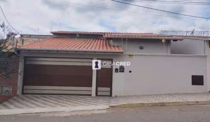 Casa com 2 dormitórios à venda, 180 m² por R$ 550.000,00 - São Miguel Arcanjo - Varginha/MG