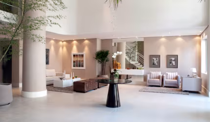 Apartamento com 2 Dorms ( 1 Suite ) - 115m² -Excelente Localização.