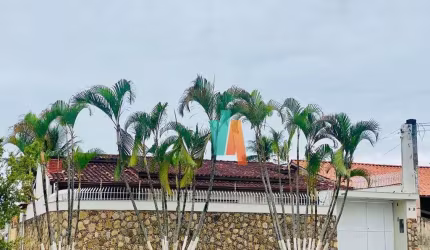 Casa com 4 dormitórios à venda, 232 m² por R$ 1.500.000,00 - Indaiá - Caraguatatuba/SP