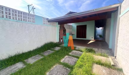 Casa com 2 dormitórios à venda, 65 m² por R$ 350.000 - Jardim Tarumãs - Caraguatatuba/SP