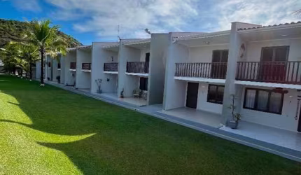 Sobrado com 2 dormitórios à venda, 92 m² por R$ 530.000,00 - Martim de Sá - Caraguatatuba/SP