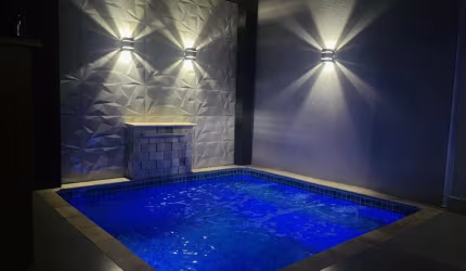 Sobrado em Condomínio com Piscina aquecida