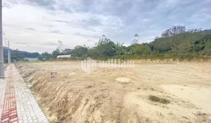 Terreno à venda no Lageado Baixo, Guabiruba , 302 m2 por R$ 139.990