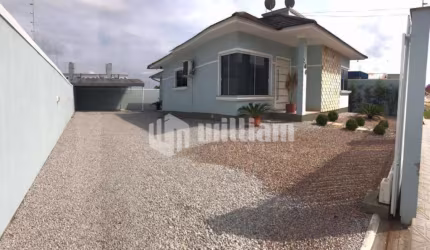 Casa com 2 quartos à venda no Centro, Tijucas , 95 m2 por R$ 900.000