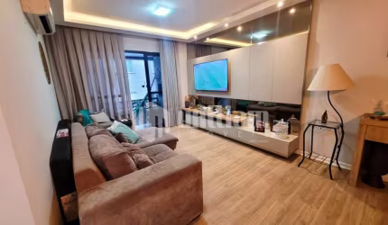 Apartamento com 3 quartos à venda no Centro I, Brusque  por R$ 790.000