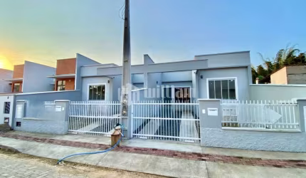Casa com 3 quartos à venda no Paquetá, Brusque , 69 m2 por R$ 399.900