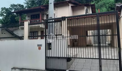 Casa com 3 quartos à venda no Primeiro de Maio, Brusque , 142 m2 por R$ 1.300.000