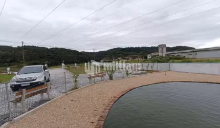 Chácara / sítio com 2 quartos à venda no Dom Joaquim, Brusque , 210 m2 por R$ 999.000