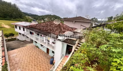 Casa com 11 quartos à venda no Limeira Baixa, Brusque , 360 m2 por R$ 1.383.000