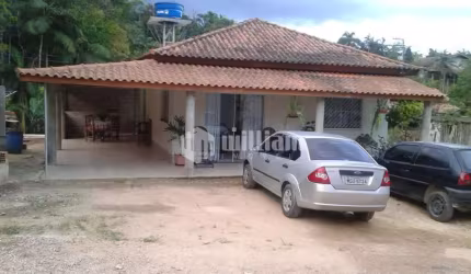 Casa com 2 quartos à venda no Lageado Baixo, Guabiruba , 117 m2 por R$ 400.000