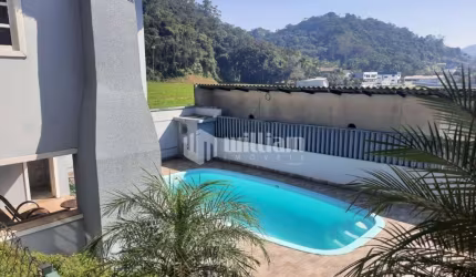 Casa à venda no Guarani, Brusque , 195 m2 por R$ 849.000
