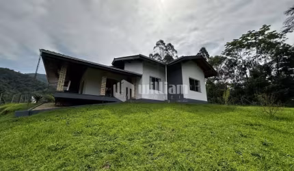 Casa com 3 quartos à venda no Aymoré, Guabiruba , 190 m2 por R$ 1.450.000