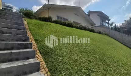 Casa com 3 quartos à venda no Centro I, Brusque , 140 m2 por R$ 1.300.000