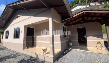 Casa com 3 quartos à venda no Primeiro de Maio, Brusque , 100 m2 por R$ 430.000