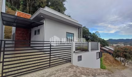 Casa com 3 quartos à venda no Centro, Guabiruba , 80 m2 por R$ 435.000