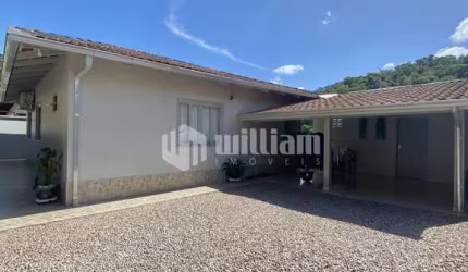 Casa com 3 quartos à venda no Azambuja, Brusque  por R$ 520.000