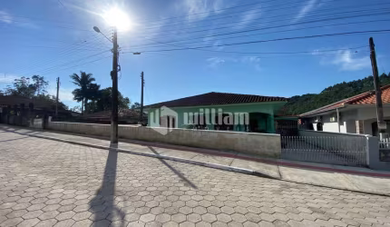 Casa com 4 quartos à venda no Brilhante I, Itajaí , 140 m2 por R$ 800.000