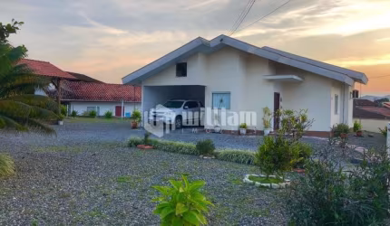 Casa com 1 quarto à venda no Santa Terezinha, Brusque , 130 m2 por R$ 1.300.000