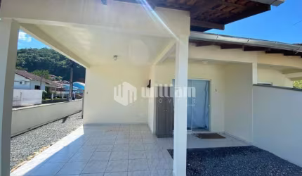 Casa em condomínio fechado com 2 quartos à venda no Primeiro de Maio, Brusque , 60 m2 por R$ 426.000