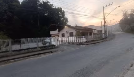 Casa com 2 quartos à venda no Primeiro de Maio, Brusque , 130 m2 por R$ 795.000