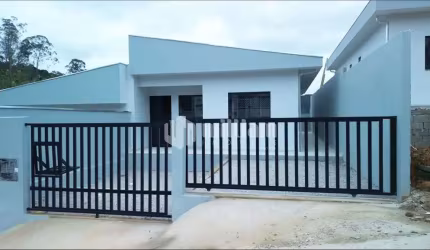 Casa com 3 quartos à venda no Limoeiro, Brusque , 75 m2 por R$ 370.000