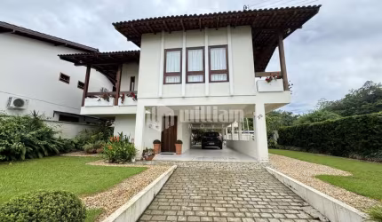 Casa com 4 quartos à venda no Santa Rita, Brusque , 271 m2 por R$ 960.000