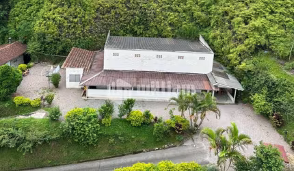 Terreno comercial à venda no Azambuja, Brusque  por R$ 1.200.000