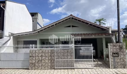 Casa com 3 quartos à venda no Nova Brasília, Brusque , 153 m2 por R$ 550.000
