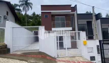 Casa com 3 quartos à venda no Zantão, Brusque , 91 m2 por R$ 490.000