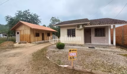 Casa com 2 quartos à venda no São Pedro, Guabiruba , 50 m2 por R$ 460.000