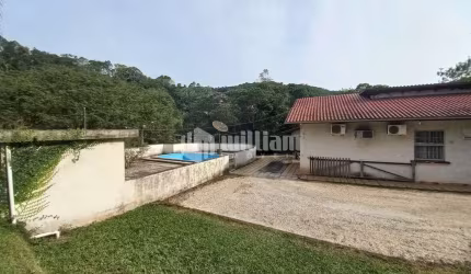Terreno à venda no Primeiro de Maio, Brusque  por R$ 1.700.000