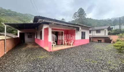 Casa com 3 quartos à venda no Santa Luzia, Brusque , 140 m2 por R$ 350.000