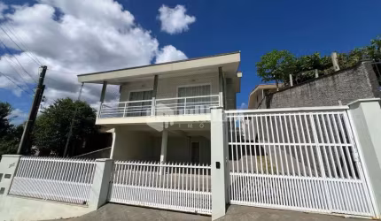 Casa com 2 quartos à venda no Águas Claras, Brusque , 148 m2 por R$ 851.000