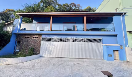 Casa com 2 quartos à venda no Azambuja, Brusque , 140 m2 por R$ 799.000