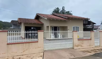 Casa com 2 quartos à venda no Brilhante I, Itajaí , 90 m2 por R$ 650.000