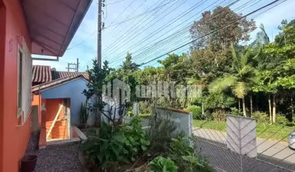 Casa com 3 quartos à venda no Limoeiro, Brusque , 160 m2 por R$ 480.000
