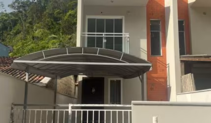 Casa com 2 quartos à venda no Cedrinho, Brusque , 75 m2 por R$ 379.900