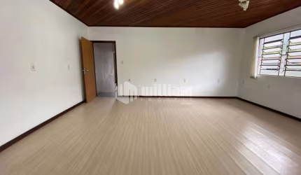 Ponto comercial para alugar no Águas Claras, Brusque  por R$ 1.200